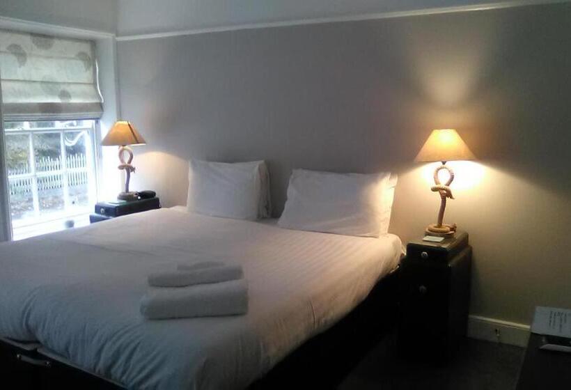 Номер Superior, The Boathouse