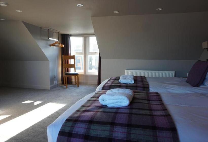 Семейный Номер Вид на Море, Lochside