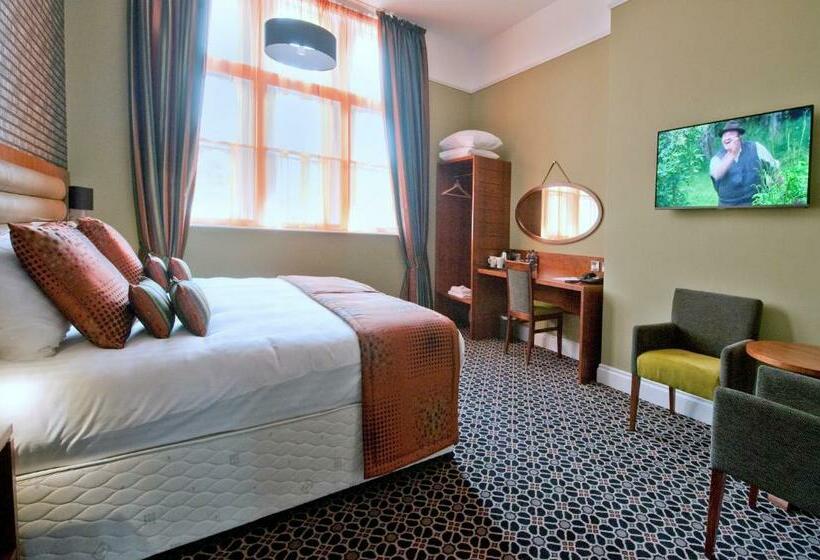 스탠다드 룸, The Last Post Wetherspoon