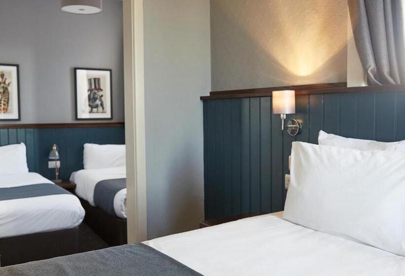 ファミリールーム, The Spyglass & Kettle By Greene King Inns