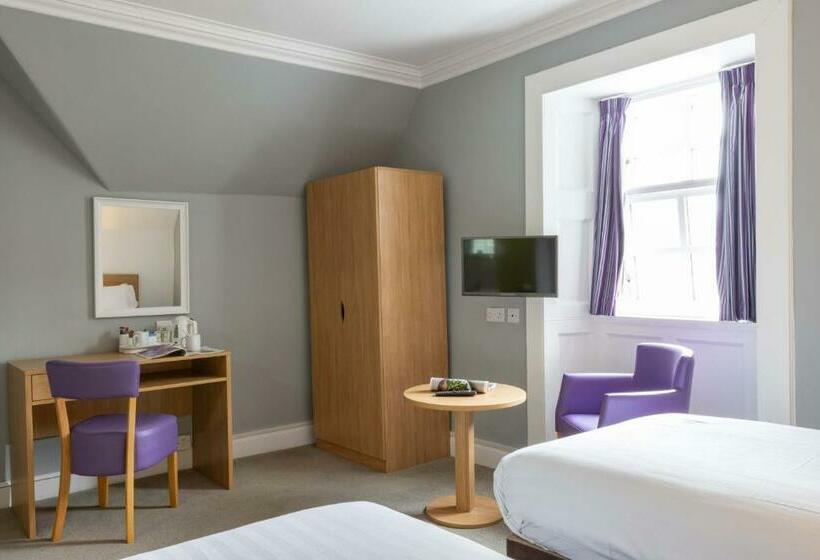 스탠다드 룸, The Tarbet