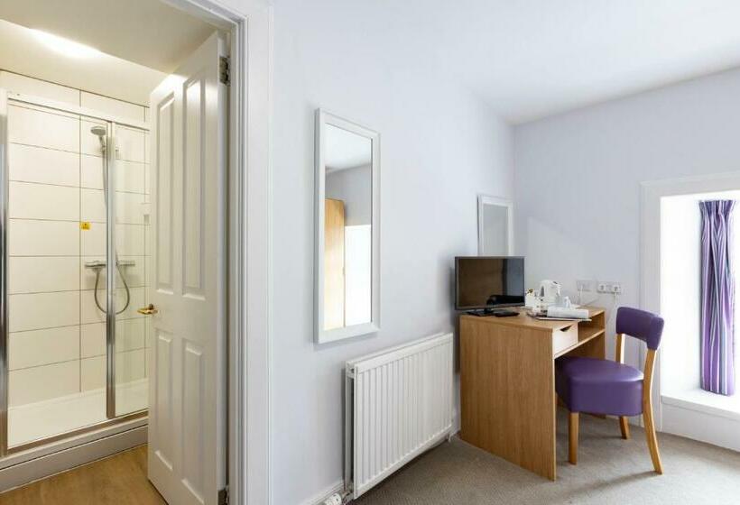 标准间, The Tarbet