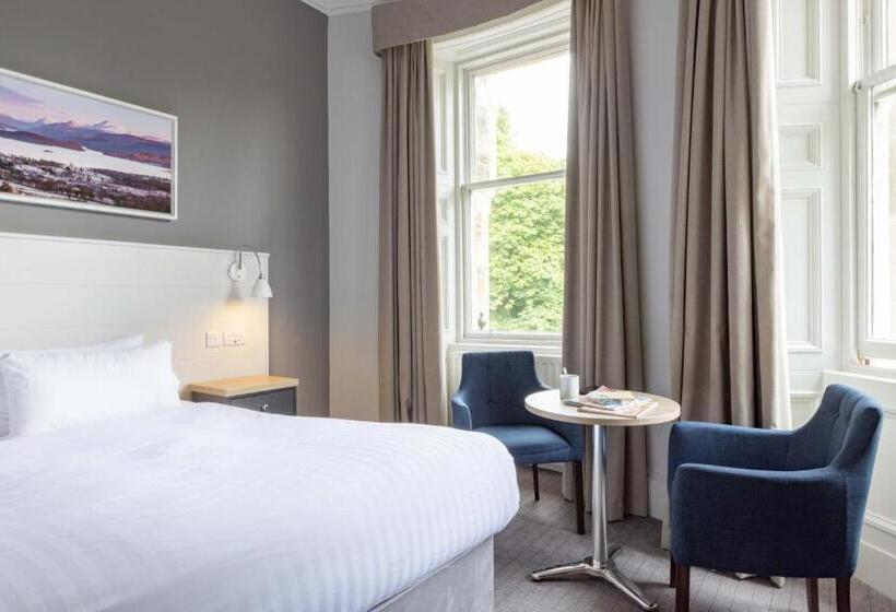 수피리어 룸, The Tarbet