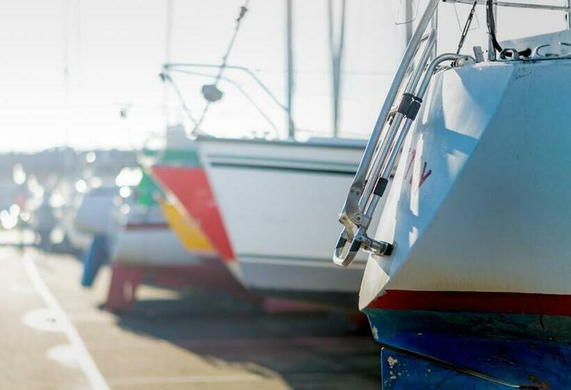 스탠다드 룸, Wheatsheaf