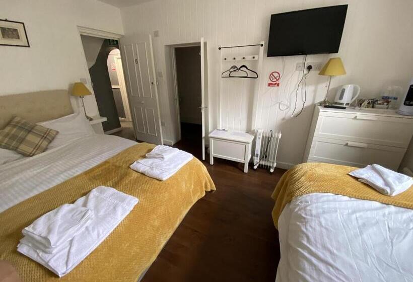 스탠다드 트리플 룸, Wheatsheaf