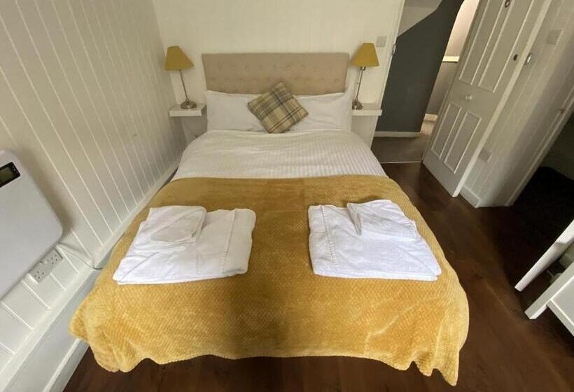 스탠다드 트리플 룸, Wheatsheaf