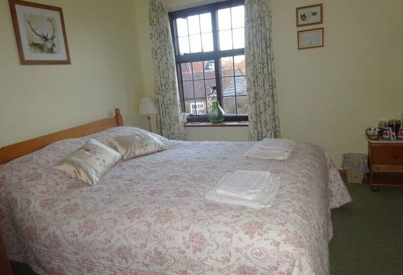 Номер Стандарт, Strawberry Cottage B&b