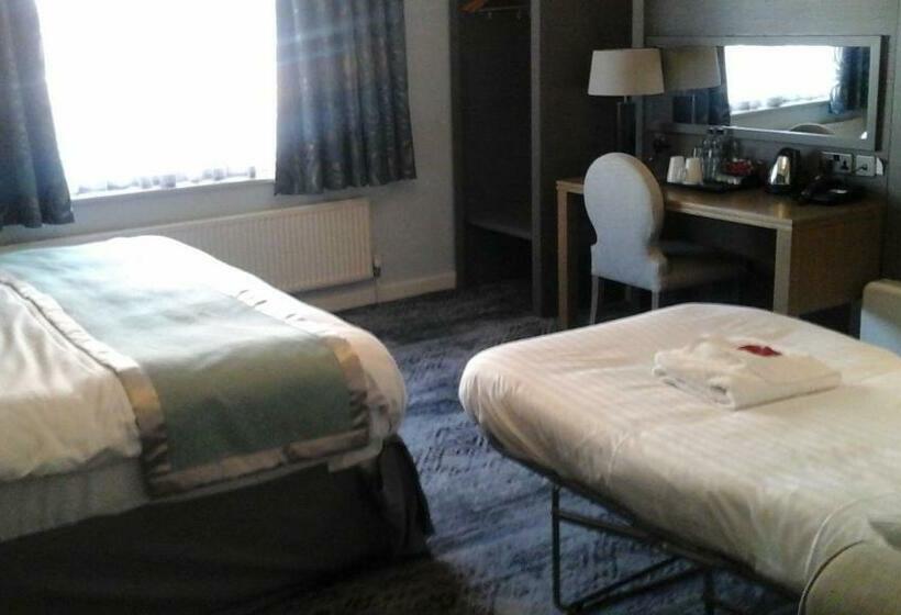 اتاق استاندارد برای معلولان, The Portland Hotel Wetherspoon