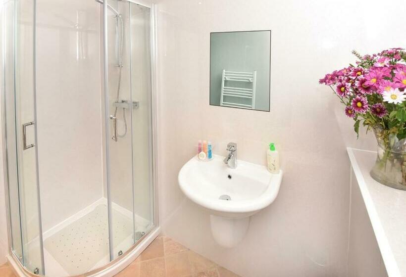 غرفة قياسية فردية حمام مشترك, Acer Glen B&b