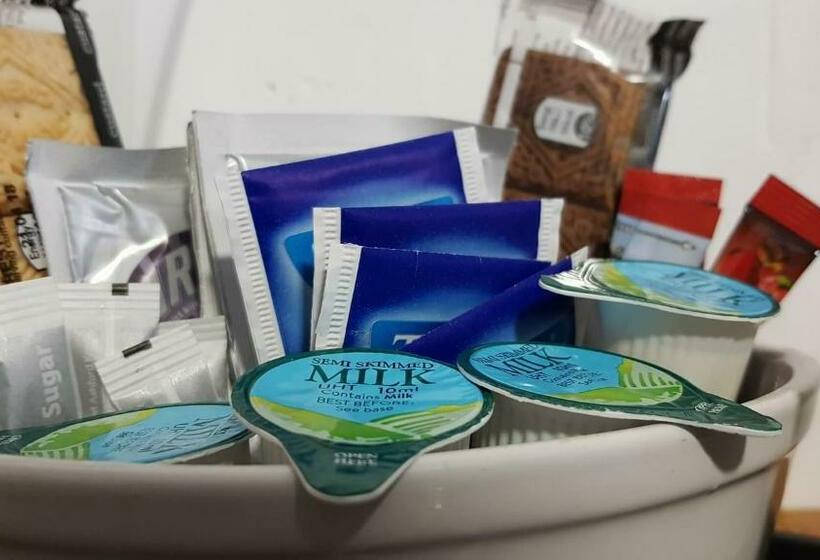 Номер Стандарт Индивидуальный, Insh Hall