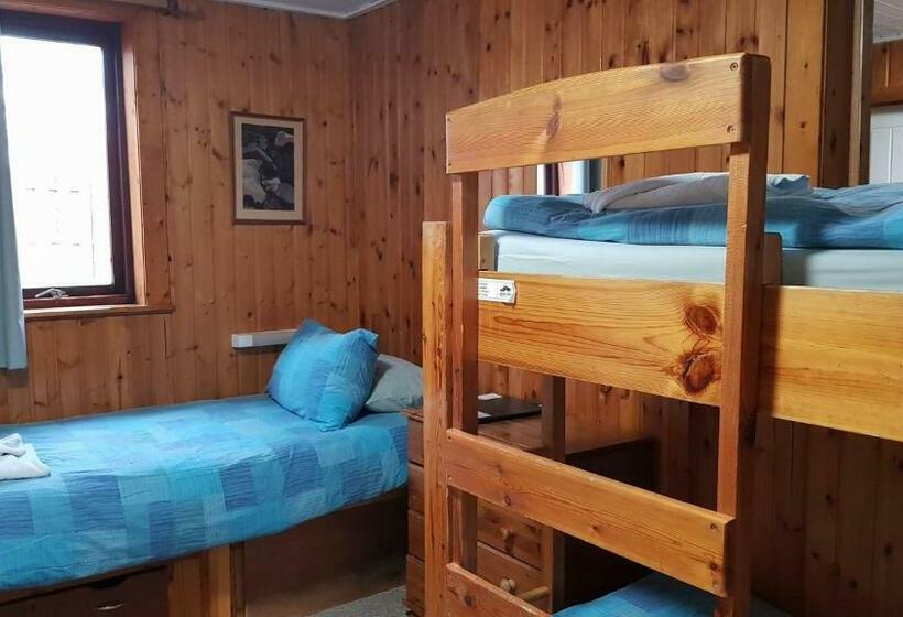 Номер Стандарт Трехместный, Insh Hall