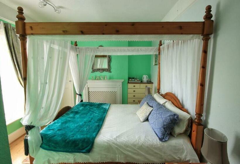 اتاق سوپریور با تخت بزرگ, Beaches Guesthouse