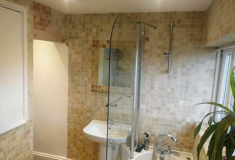 스탠다드 룸, Haydn House