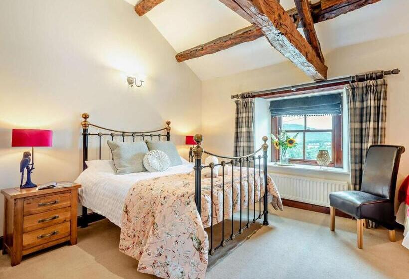 4间卧室的房子, Highside Farm