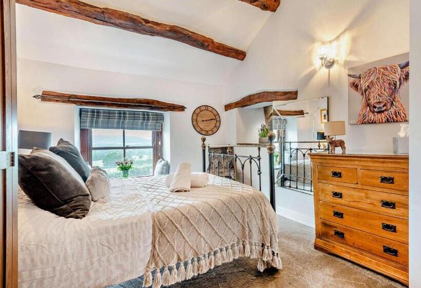 4间卧室的房子, Highside Farm