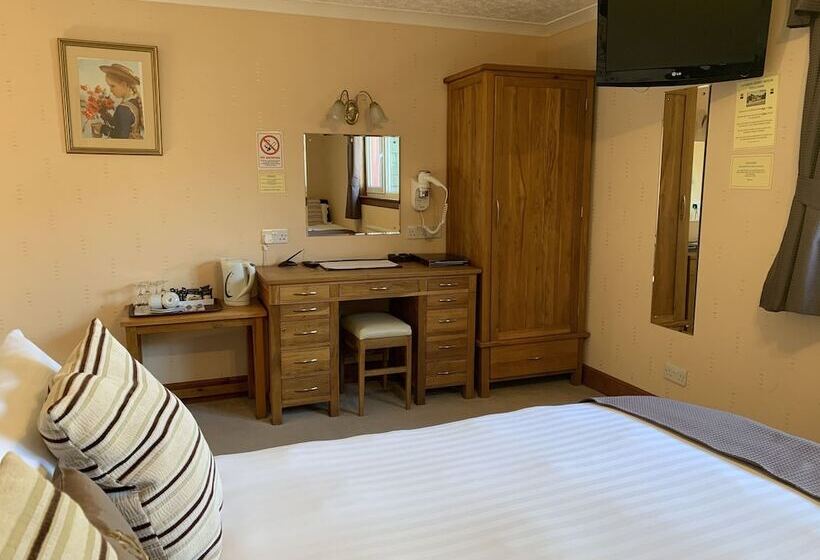 Perhehuone, Lyndon Guest House