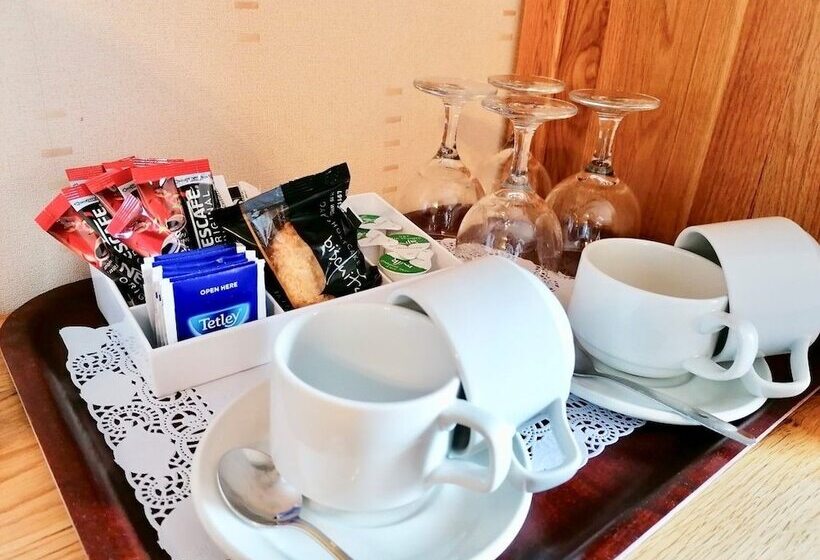 Standard Yhden Hengen Huone, Lyndon Guest House