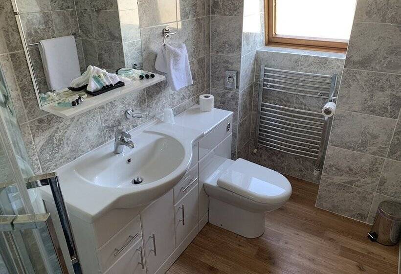 Perhehuone, Lyndon Guest House