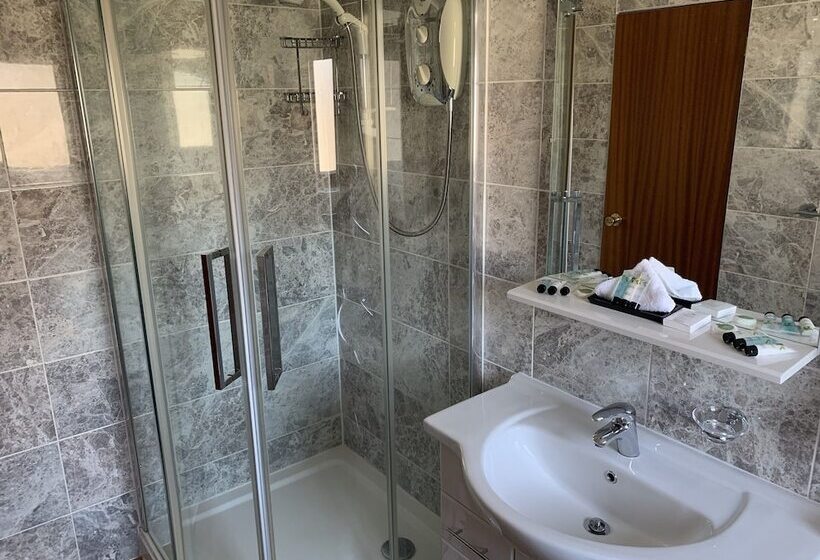 Perhehuone, Lyndon Guest House