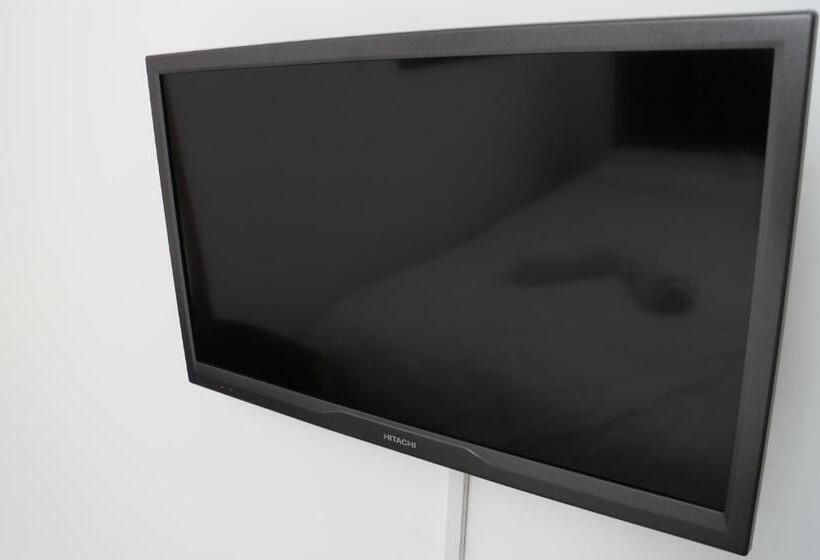 スタンダードルーム, Oscar Lodge