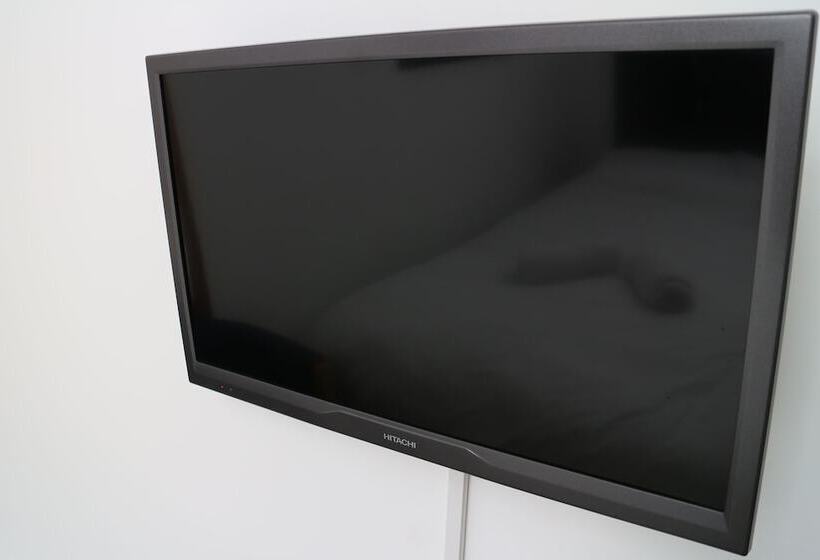 スタンダードシングルルーム, Oscar Lodge