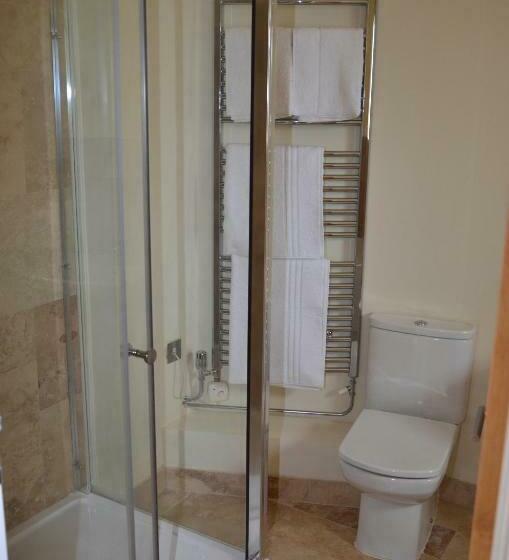 标准间, Sabine Barn