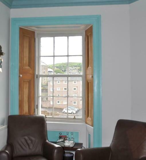 غرفة قياسية, The Bank Guest House