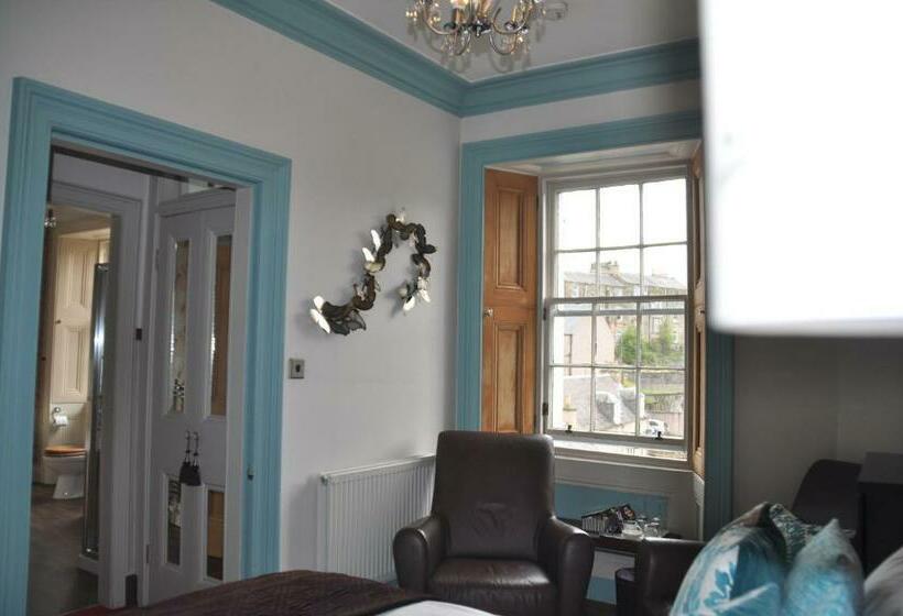 غرفة قياسية, The Bank Guest House