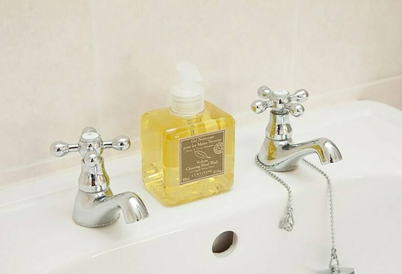 标准间, Blackwater Cottage B&b