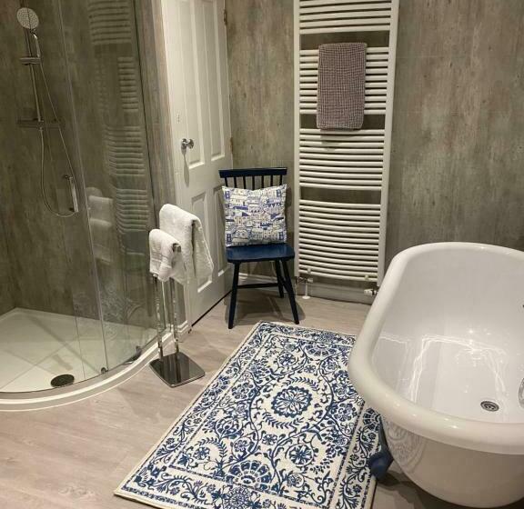 غرفة أساسية, Downsfield Bed And Breakfast