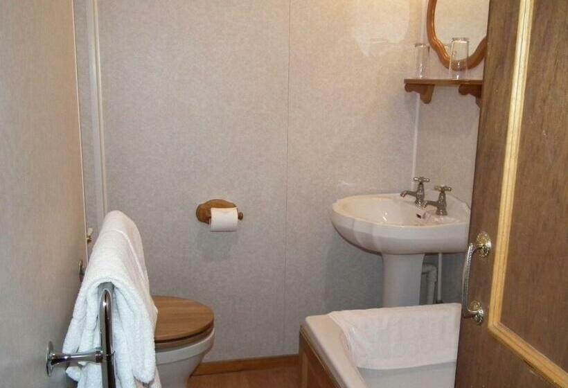 Habitació Estàndard, Ardlui