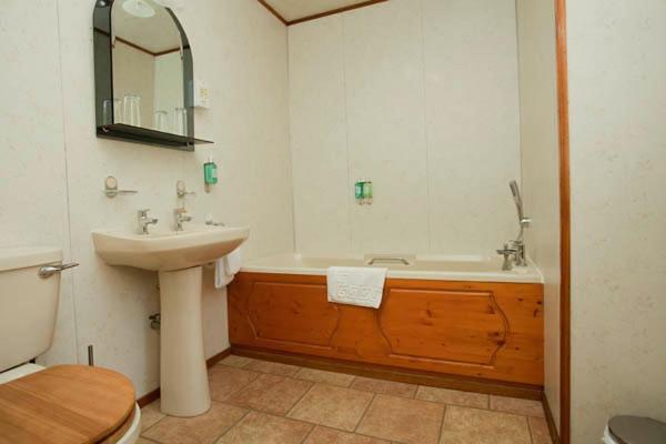 Habitació Estàndard, Ardlui