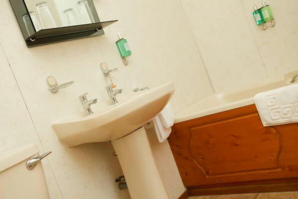 Habitació Estàndard, Ardlui