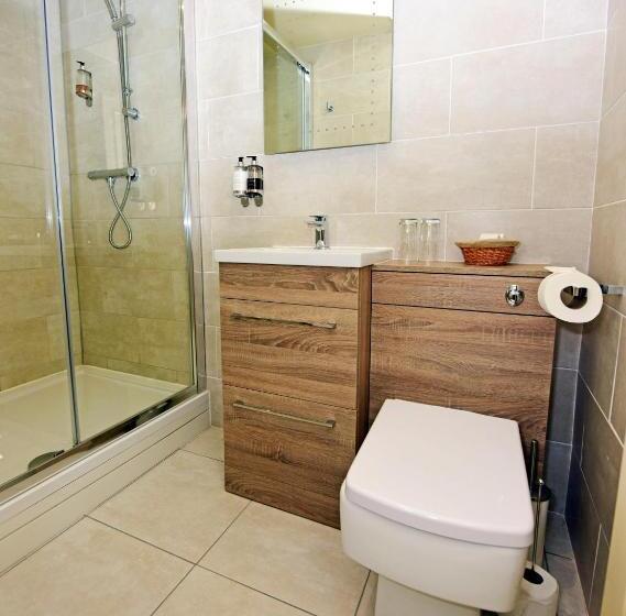 Habitació Estàndard, Ardlui