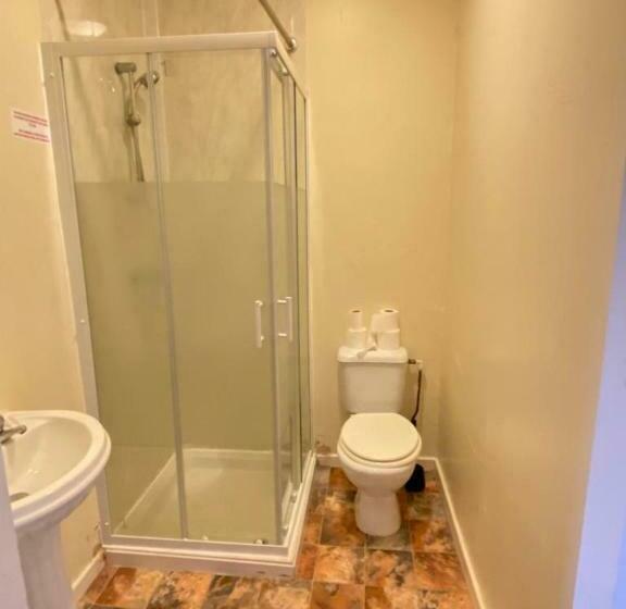 스탠다드 룸, Chilton