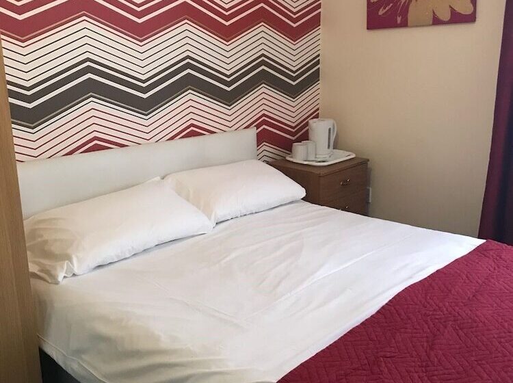 스탠다드 룸, Chilton