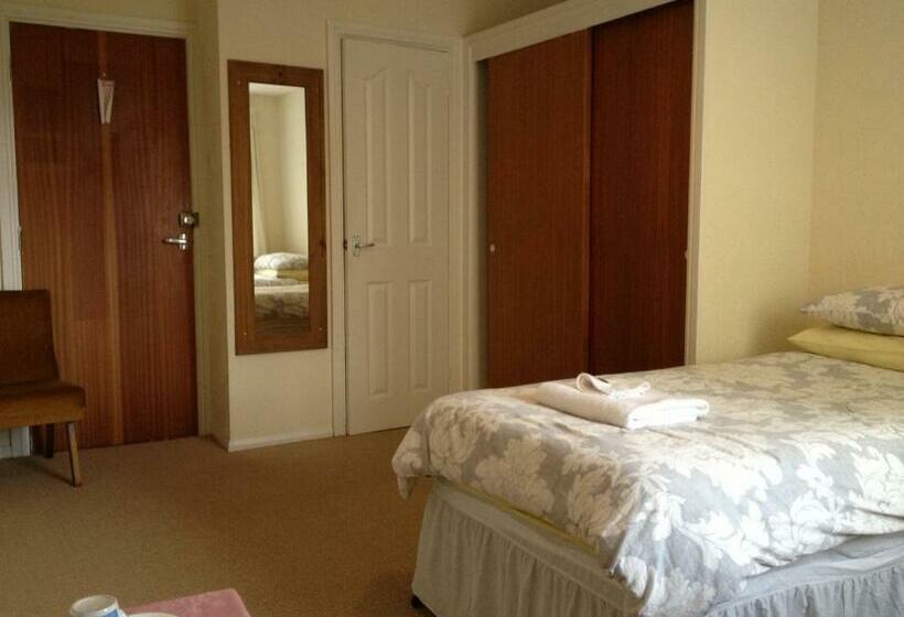 Номер Стандарт Индивидуальный, Hampton Hotel & Restaurant