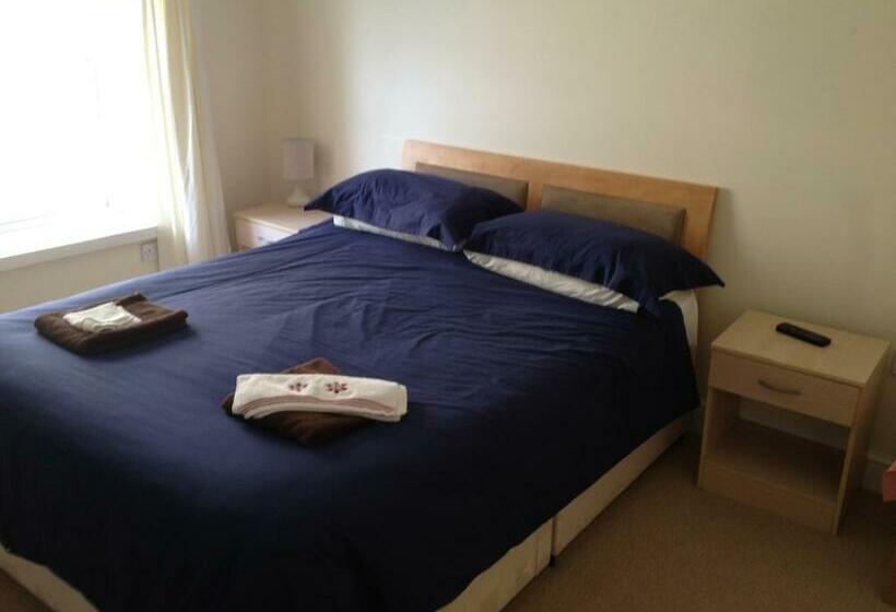 Номер Стандарт, Hampton Hotel & Restaurant