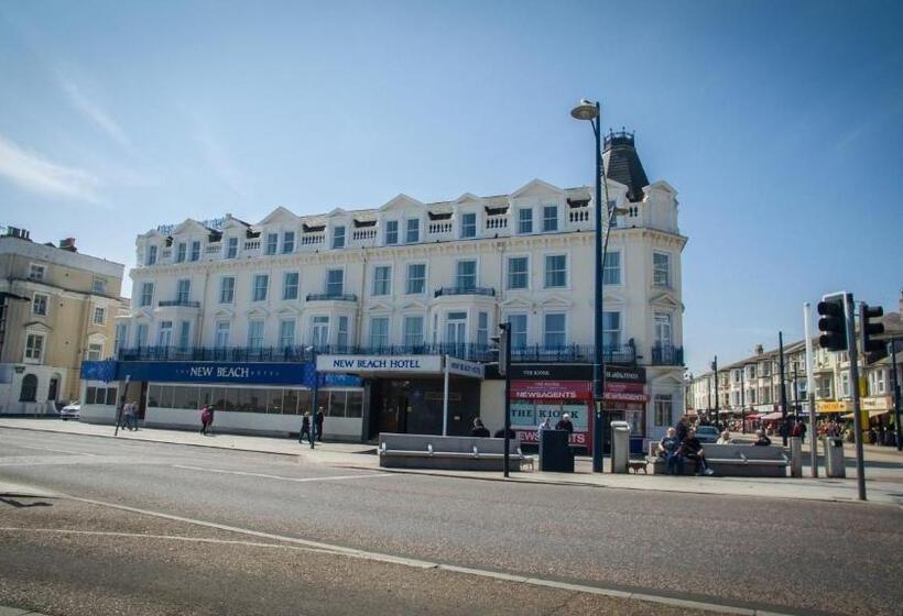 غرفة عائلية, New Beach