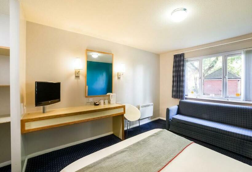 غرفة ديلوكس, Rafee