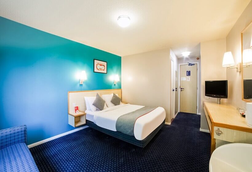 غرفة ديلوكس, Rafee