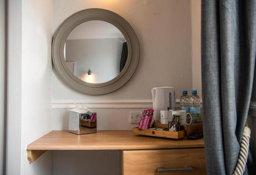 基本间, The Elizabeth