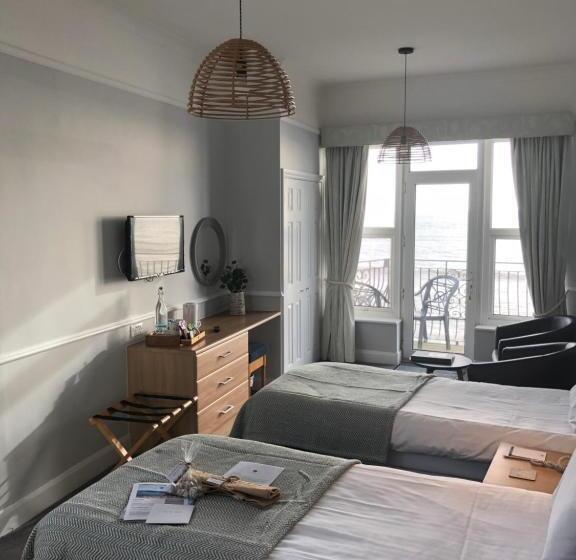 高级海景房, The Elizabeth