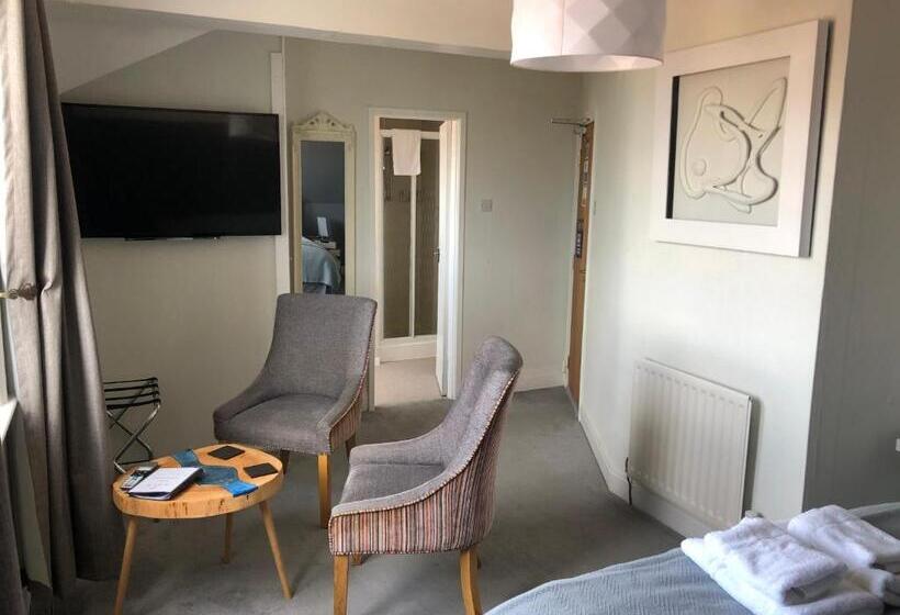 Номер Deluxe Вид на Море, The Fossil Tree