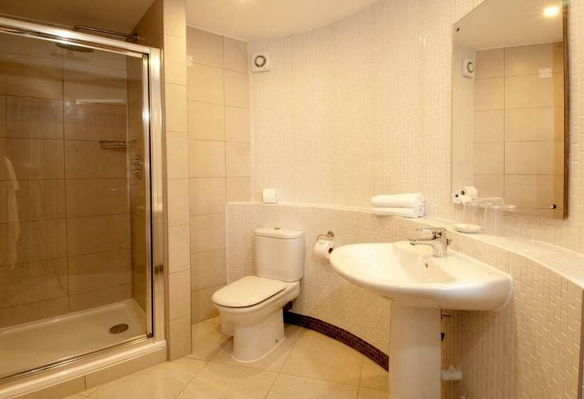 غرفة قياسية, Trevose Golf And Country Club