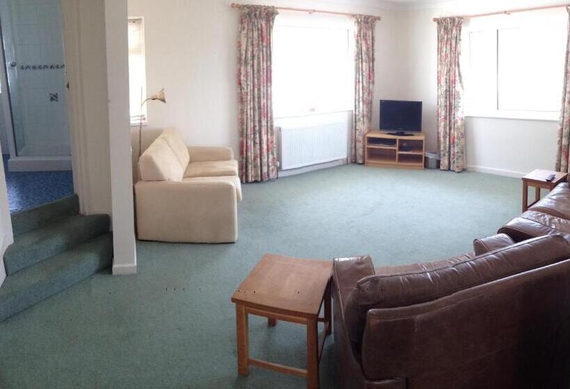 ３ベッドルームアパートメント, Trevose Golf And Country Club