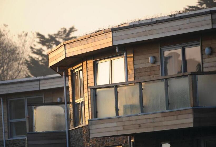 スリーベッドルーム　ヴィラ, Trevose Golf And Country Club