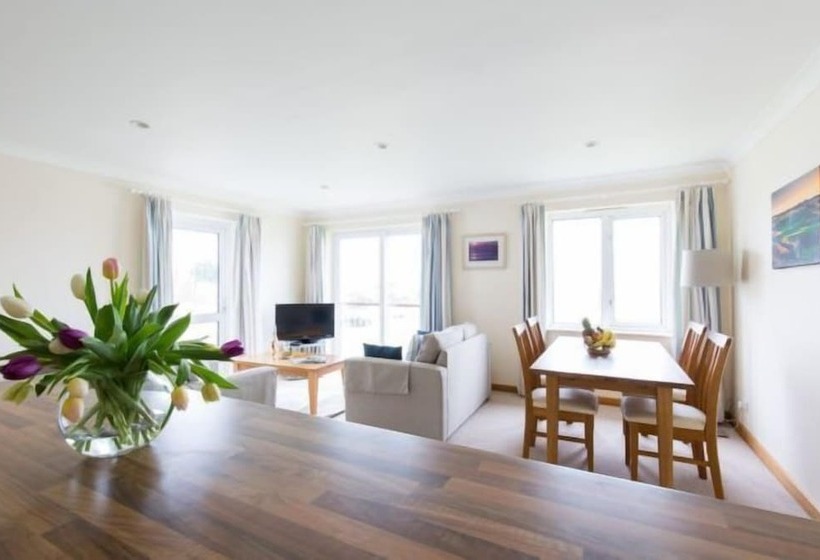 ２ベッドルームアパートメント, Trevose Golf And Country Club