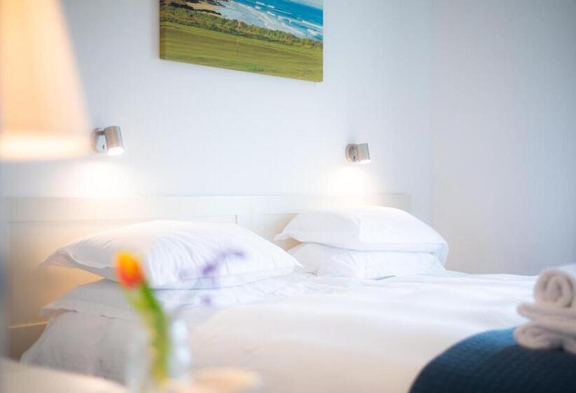 オーシャンビューのスタンダードバンガロー, Trevose Golf And Country Club