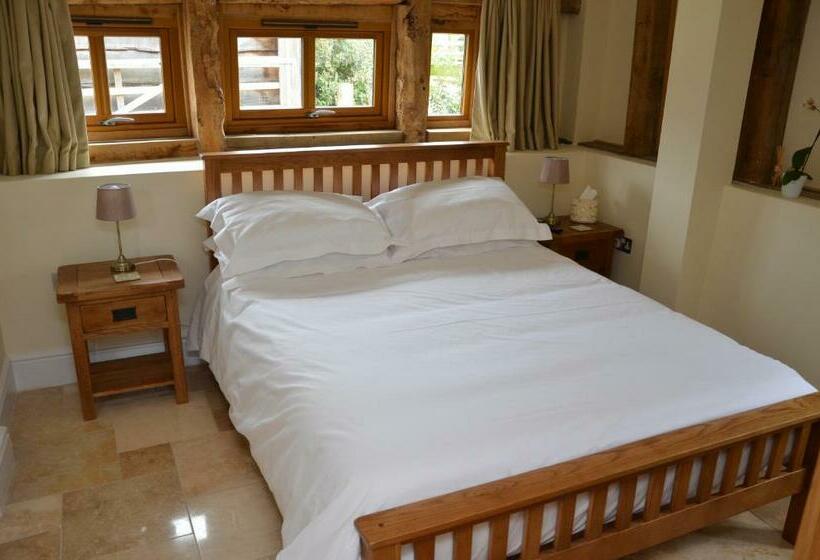 带大床的标准间, Sabine Barn